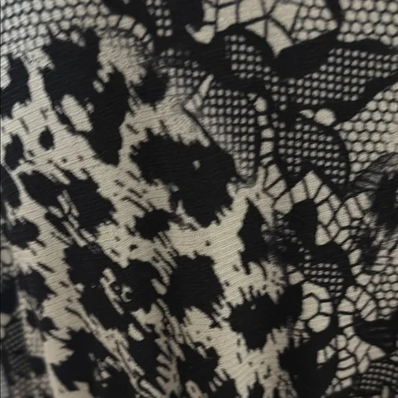 Style & Co Black and White V-Neck Sleeveless Midi Dress - Picture 2 of 5